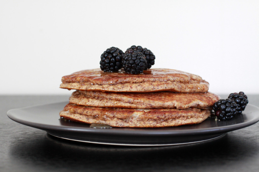 Almond_Flour_Pancakes_2