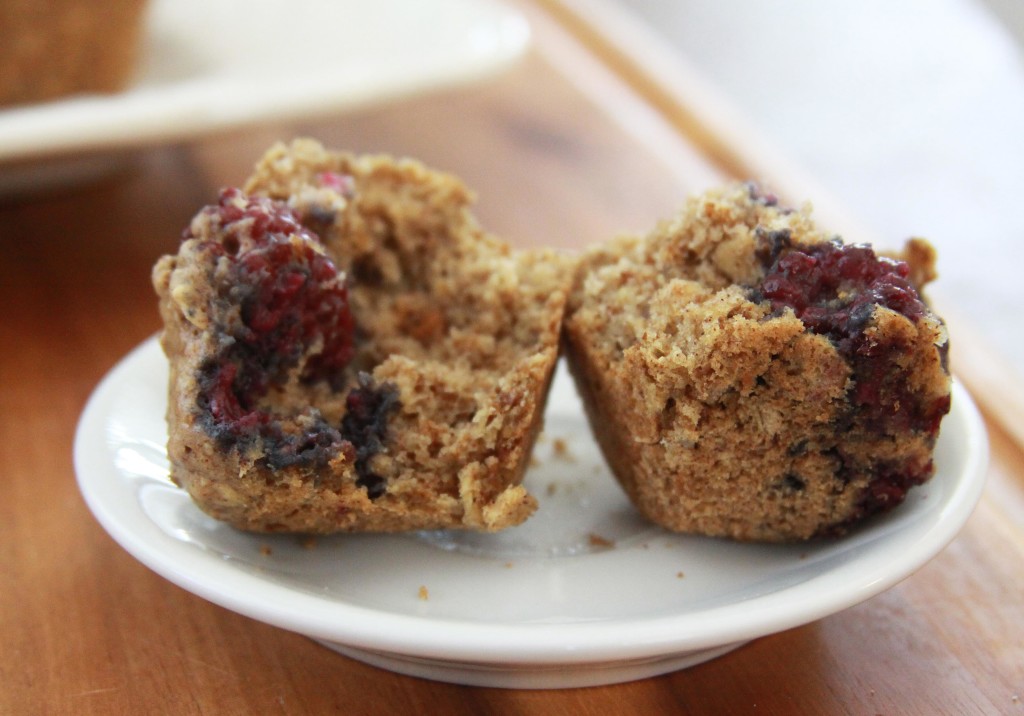 BlackberryAlmondBrandMuffins_1