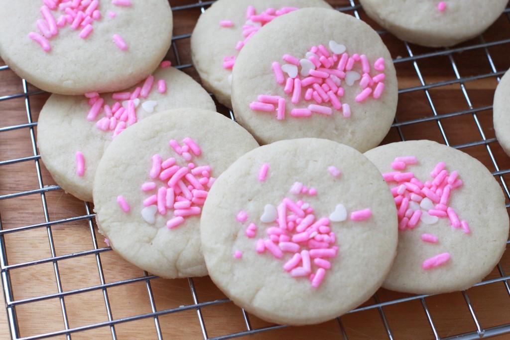 Super Simple Sugar Cookies (2) | Espresso and Cream