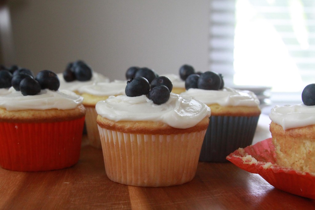 Sour Cream Cupcakes 1 | Espresso and Cream